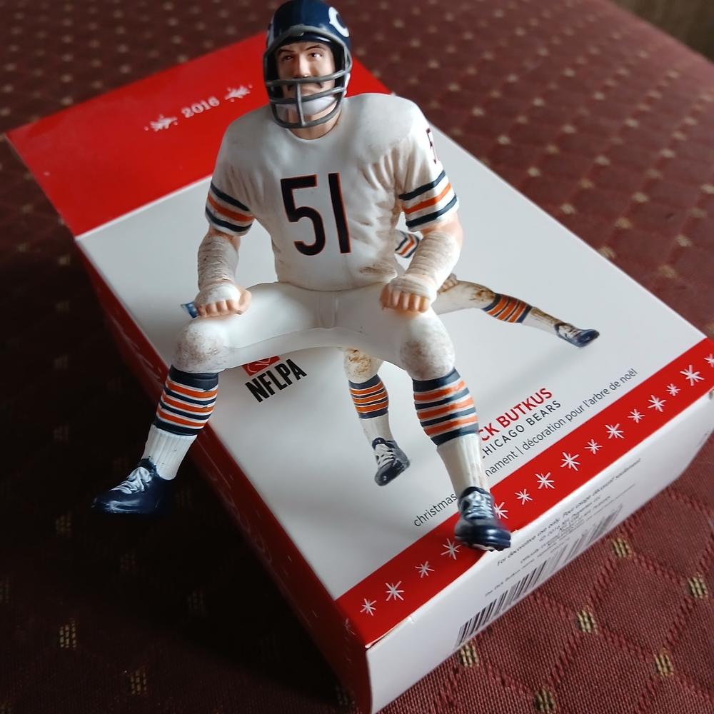 Hallmark Keepsakes NFLPA Football Player Figurine Ornament